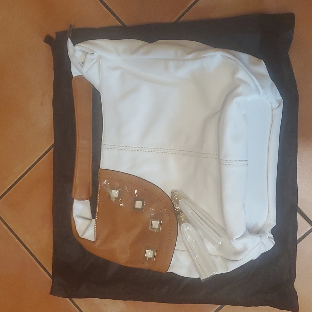 New MG Collection Large White Brown Gold Shoulder Bag